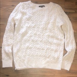 🆕 White cable knit long sleeve pullover sweater